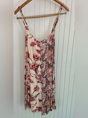 Free People Floral Romper Size M Cream and Red